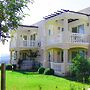 2 Bedroom Apartment Lake View 10 by Likya Global
