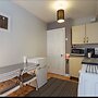 Shirley Apartments, Cozy Studio, 10 Min Drive to City Centre and Cruis