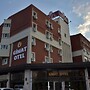 Gimat Otel