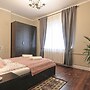 3 BDR Top Center Artistic Apartment - 115 m2