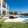 Villa Blue Skyline