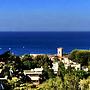 The Address Cassis