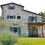 Villa il Cerro With Lake View