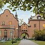 Engsholms Slott - Adults Only