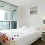 Convenient 2bdr 2BA Richmond Centre Condominium