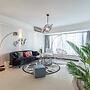 Locals Boutique Apartment Huafa Plaza 35