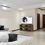 Luxury 3 Level Town House