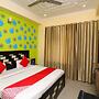 OYO 23412 Horizon Residency