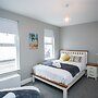 11 College Place North
