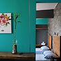 Zyan Rooms