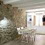 Modern Loft in The Historical Town