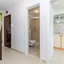 Spacious apartment Neven near center, with two AC units