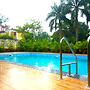 Tribal Wood Resort