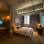 Black Gold Factory Boutique Design Hotel