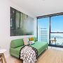 SKY Heart of BNE City 2bed APT Pool& Gym Qbn222-18