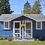 #8 - Mackinac Point 1 Bedroom Cabin by RedAwning