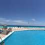 Brisas Apartments