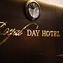 Royal Day Hotel