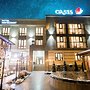 Oasis residence