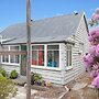 Central Christchurch Cottage