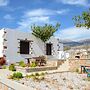 Traditional Apartments Madares