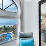 Perfect Oceanfront Retreat for Your Family