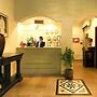 Lavilla Hotel