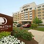 DoubleTree by Hilton Sterling - Dulles Airport