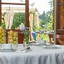 Ape Rosa Relais