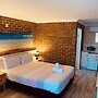 Buccaneer Motel Pet friendly