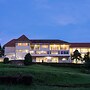 Golf Lane Hotel