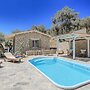 Villa Ledaki