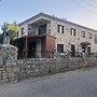 Tas Villa