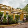 Roambay Hostels
