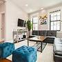 Boston Back Bay Brand New Condo Sleeps 8