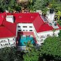 Sajjoys Hotel