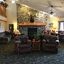 Moose Lake Lodge & Suites