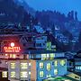 Sumitel Hotel 500 meters from Mall Road