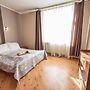 WINWINSTAY Old Town City Apartment