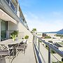 Dolphin Beach H106