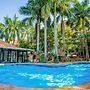 E-Outfitting Golden Country Hotel