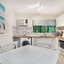 Tropical Unit with Private Fenced Garden Close to The Beach 5