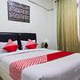 Super OYO 1682 Greenia Hotel