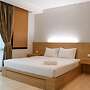 Spacious Studio Room at Capitol Suites Apartment