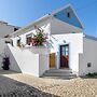 Carvoeira Surf & Family Villa