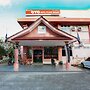 Super OYO 89640 Hotel Pelangi Marang