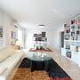 New Superb & Luminous 2 Bedroom Apartment