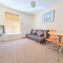 2-bed Flat With Superfast Wi-fi DW Lettings 29br