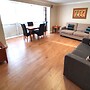 2-bed Flat With Superfast Wi-fi DW Lettings 9WW