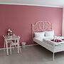 Pixie Home